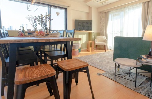 Nakano Apartment | Feel rich / Room 801 / Spacious 3LDK, 12 people / 5 minutes from the station / In front of the family restaurant / 5 minutes at the convenience store / Wi-Fi available