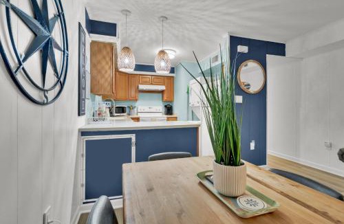 Caine Woods Apartment | Fenwick Woods OC