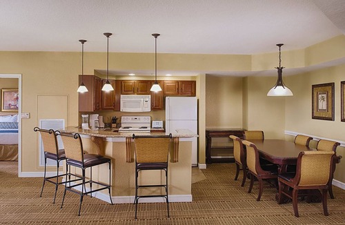 Bay Lake Resort | 𝐅𝐢𝐧𝐝𝐢𝐧𝐠 𝐌𝐞𝐢𝐥𝐢 Inside Disney Gates Bonnet Creek Resort+Perks, 2BR