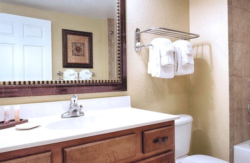 Bay Lake Resort | 𝐅𝐢𝐧𝐝𝐢𝐧𝐠 𝐌𝐞𝐢𝐥𝐢 Inside Disney Gates Bonnet Creek Resort+Perks, 2BR