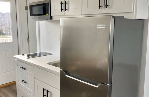 Kismet Apartment | Fire Island Boatel
