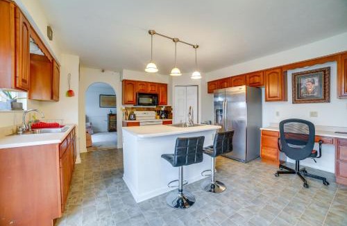 New Kensington House | Fireside Gatherings: Pet-Friendly Apollo Home
