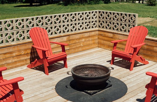 Singhampton Ski Chalet | FireSong-A stunning family friendly home