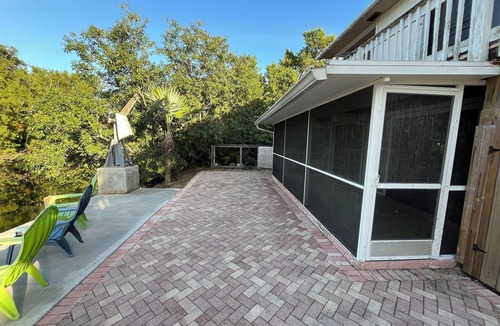 Eden Pines House | Fisherman's Paradise! 50' Concrete Dock. Space for 2 boats