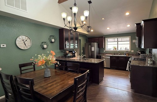 Shadow Mountain House | Flagstaff Getaway!nSleeps up to 14 comfortably!
