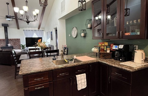 Shadow Mountain House | Flagstaff Getaway!nSleeps up to 14 comfortably!