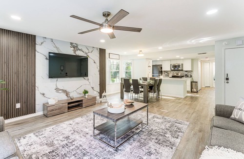Royal Palm Bay Condo | Florida Fun! Family Condo w/Pool, 8 Mi to WDW