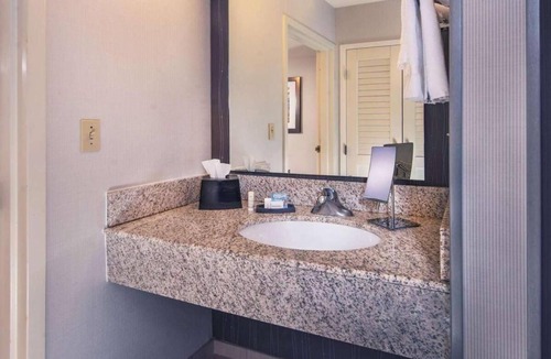 Bethlehem Hotel | For the Whole Family! Four Contemporary Units, Pets Allowed!