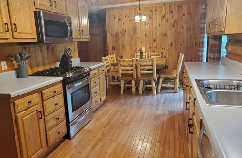Sigel House | Forest Edge Cabin @ Cook Forest and Clear Creek