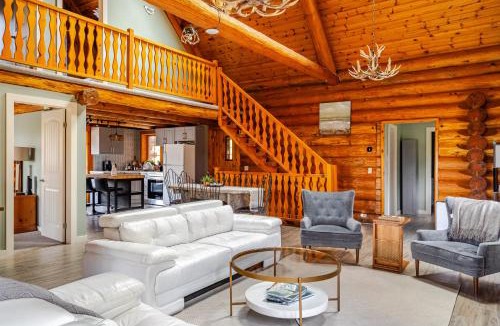 Puslinch House | Forest Hideaway