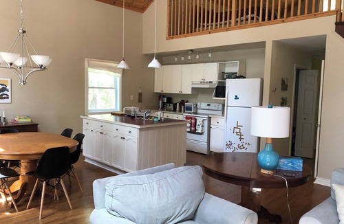 North Frontenac Cottage | Forest retreat with private waterfalls