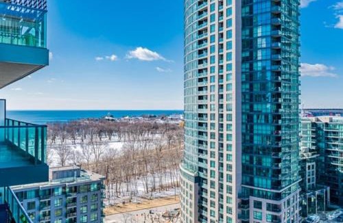 Fort York Apartment | Fort York Suites - CNE