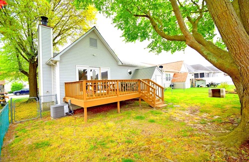 Caine Woods House | Fountain Road 13701-Bayside 137th St, W/D, AC