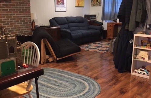 State College House | Four bedroom house located just over 1.5 miles from downtown State College