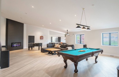 Huron East House | Foxfield Estate Luxury 7BR Countryside Estate Indoor Heated Pool and Sauna