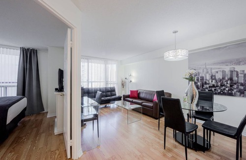 Bay Street Corridor Apartment | Free Parking Bay St. Condo (Sleeps 4) w. Big Balcony Walk to Sick Kids Hospital