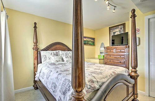 Freeport's Nautical Mile House | Freeport Guesthouse - Walk to Nautical Mile!