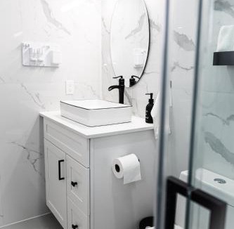 Brampton Apartment | French Charm in Brampton 2 Bdrm Apt