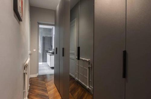 L'Europe Apartment | French Palace