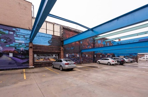 Downtown Rochester Apartment | Fresh, Sleek, and Contemporary Executive Apartment