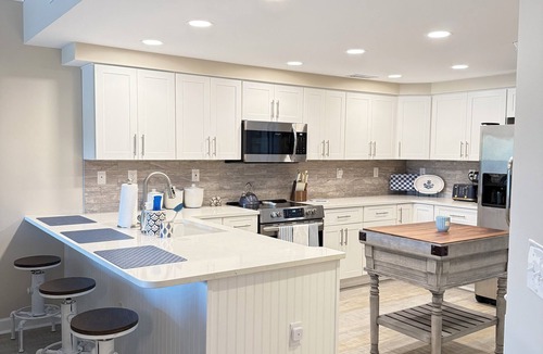 North Ocean City Condo | Front Row Seats to Northside Park – 3BR Condo with Pool & Fireworks Views!