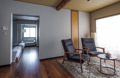 Koshu House | Fuefukigawa Onsen Zabou