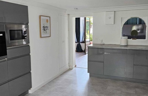 Tremblay-en-France Apartment | Fully equipped apartment 65 m2 + shared pool