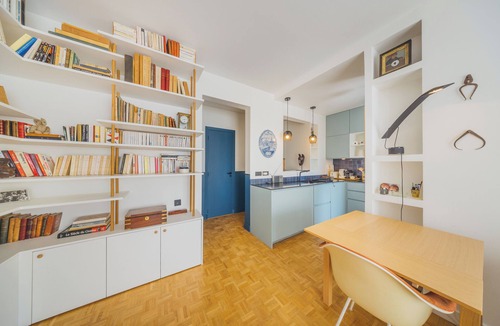 Neuilly-sur-Seine Apartment | Fully equipped 1BR In central Neuilly 5 minutes from Sablons metro