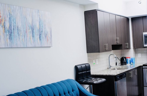 Vaughan Condo | Fully Equipped 1BR Condo Vaughan - Toronto