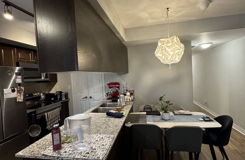 Thorncliffe Park House | Fully Furnished Gorgeous 2 Bedroom 2 Bathroom Townhouse in Hyde Park Leaside