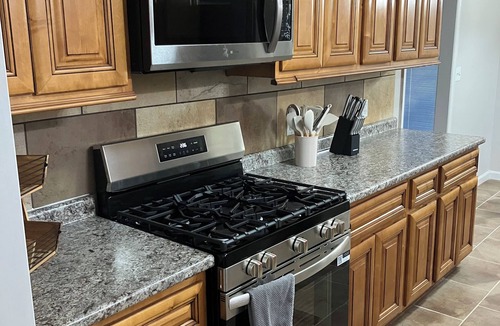 Crestline Heights House | Furnished 4BR | Insurance, ALE & Corporate Stays | Quiet & Comfortable