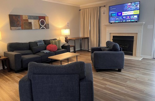 Crestline Heights House | Furnished 4BR | Insurance, ALE & Corporate Stays | Quiet & Comfortable