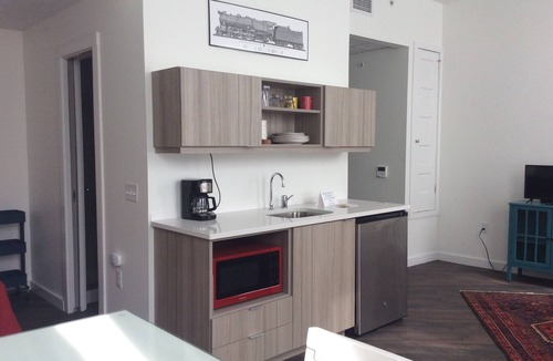 Altoona Apartment | Furnished Mid-Term 1 BR Rental 8 mins to UPMC Altona Near Downtown Altoona