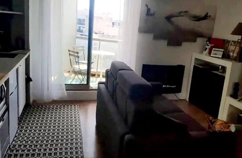 Joinville-le-Pont Apartment | Furnished studio panoramis Eiffel Tower view