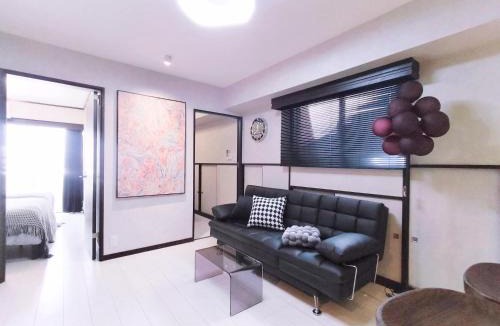 Kabukicho Apartment | G112新宿最中心 交通枢纽 超级商圈 两室一厅 新宿三丁目车站4分 2 rooms Shinjuku center 4 mins to ST Max 7P 直达新宿 涉谷 表参道 池袋 上野 代代木 银座 原宿