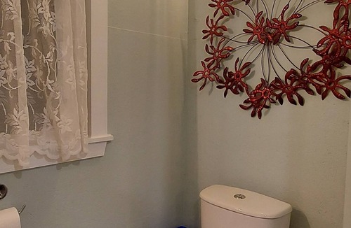 Palmerston Apartment | Garden Room in rural Palmerston!
