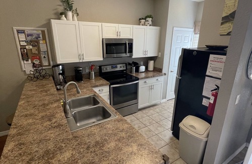 Haines City Condo | Gem of Lake Marion! Beautiful 3 Bedroom with King Beds, HD & Internet