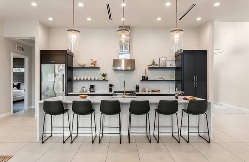Palos Verdes House | Gemini-2 Homes-Heated Pool-Near Scottsdale Quarter