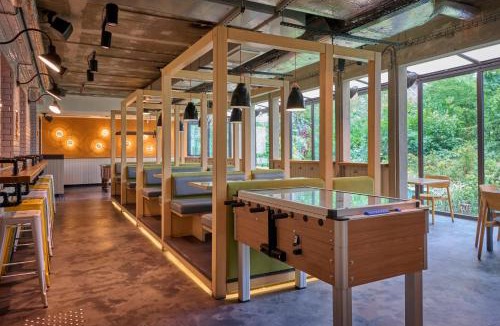 Hopital Saint-Louis Hostel | Generator Paris