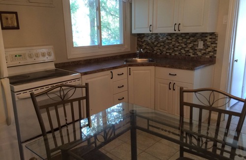Tiny Cottage | Georgian Bay Cottage - 3 bedrooms - 1.5 hrs from Toronto