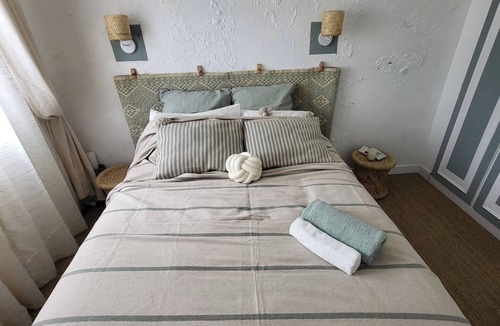 La Courneuve Apartment | Gilmore Home - Next to Paris city center