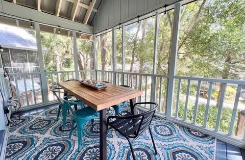 Steinhatchee House | Ginger Cottage #11 - Landings, Quaint Maggie Cr Home