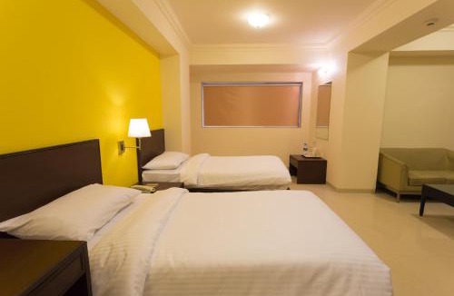 Thane West Hotel | Ginger Thane