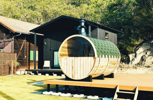 Onomichi House | Glamping dome tent bathed in the setting sun in Se/Onomichi Hiroshima