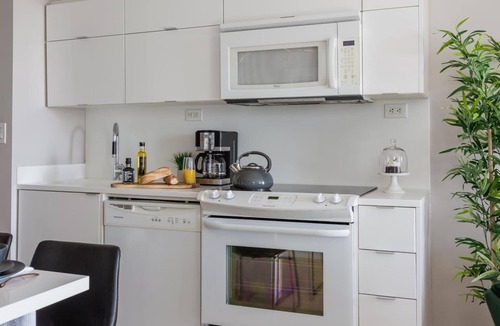 CityPlace Condo | GLOBALSTAY. Elegance Green 12 Floor 2bd 2bath. Balcony