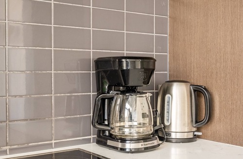 Bloor-Yorkville Condo | GLOBALSTAY. Gorgeous 1BR Apartment w Balcony