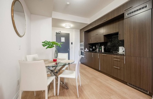 Willowdale Condo | GLOBALSTAY. Modern 2 Bedroom 2BR Sheppard Metro. Free Parking