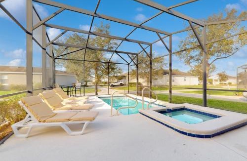 Trafalgar Village House | Golden Hour Haven