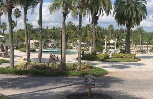 Wesley Chapel Apartment | GolfView Executive Suite Near Tampa