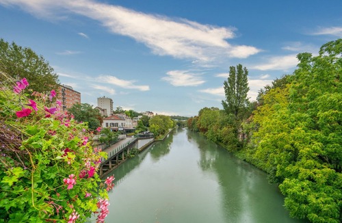 Joinville-le-Pont Apartment | Good Vibes - One Bedroom Apartment, Sleeps 2